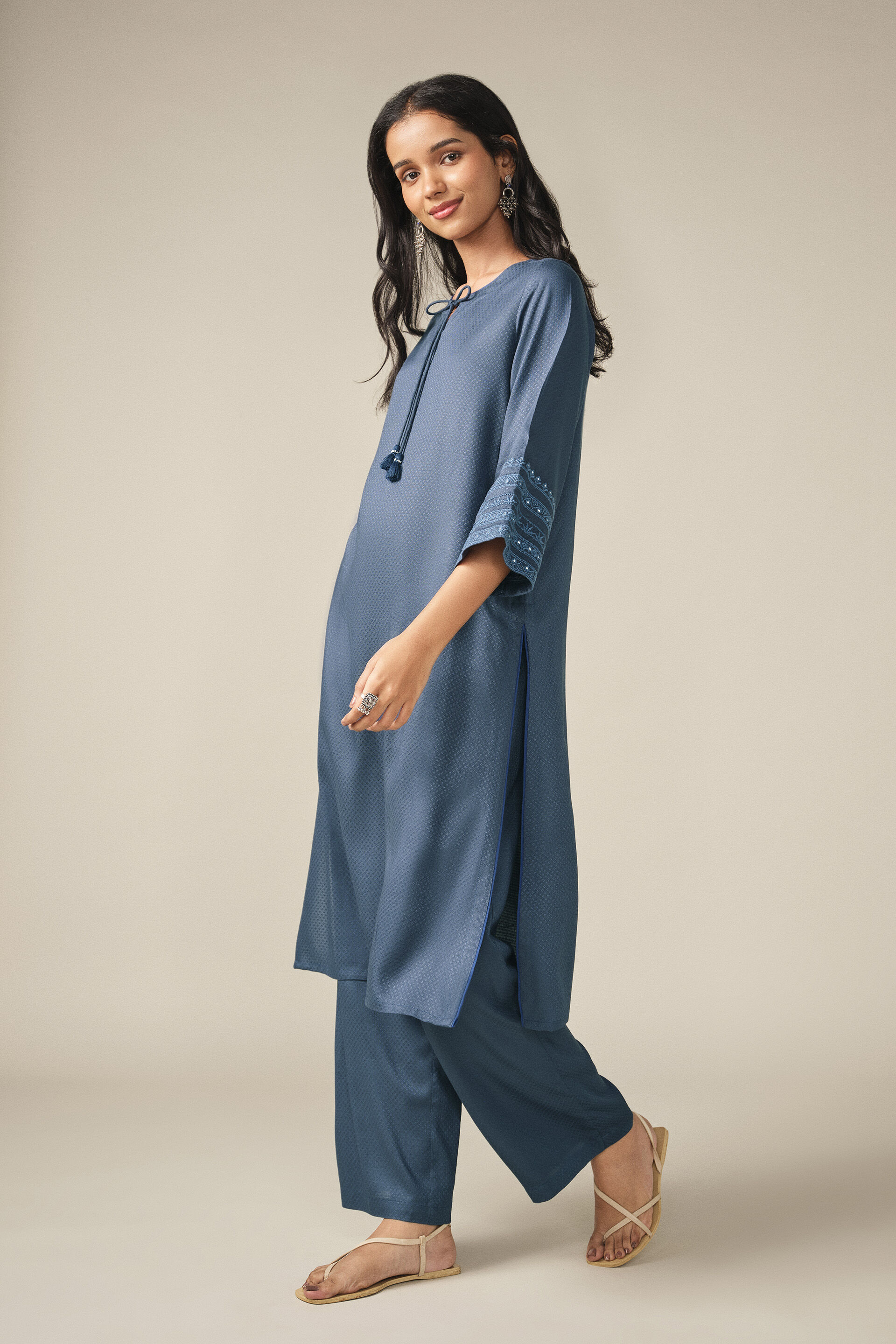 Embroidered Kurta Set in Indigo, Indigo, image 3